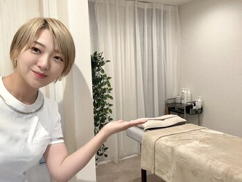 ロワ(Roi)/個室にご案内して施術スタート!