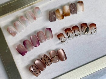 アットネイル(at.nail)の写真/毎月通いやすい定額制◎シンプル¥6,980~個性派まで4つのコースをご用意!オーロラやインクも多数使用◎