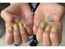 マキア(Makia)/縦グラデーション