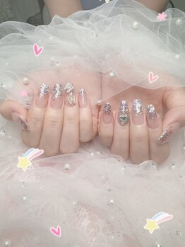 ブリー(Brille)/キラキラネイル