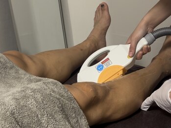 カナウ(KANAU)の写真/【眉毛ワックス脱毛1,500円】ヒゲ・全身・VIO全て対応可能◎清潔感UPしたい男性に人気!