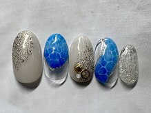 アミュレット(AMULET)/8月定額　6050円(税込)