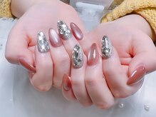 センシー ネイル スタジオ(Sensy Nail Studio)/マグネット+4本埋め尽くし