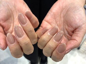 エン ネイルズ(en nails)の写真/ショートネイルだからこそ映える、上品で洗練されたデザインをご提案！