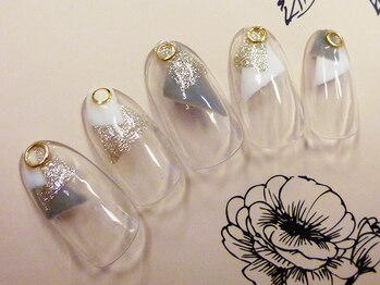 ネイルサロンレアリッチ 銀座店(Rare Rich)/ オフ無料★初回¥5990