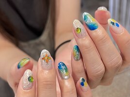 8月select(K)7,980円/全10種