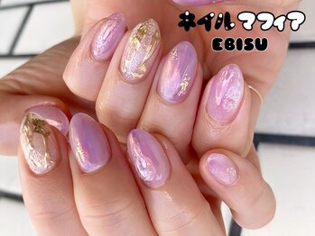ネイルマフィア 恵比寿(NAIL MAFIA)の写真/駅近で仕事帰りに通いやすい★平日21時まで営業！もちの良い独自のフィルインで1ヶ月ストレスフリー！