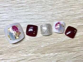 ネイルサロンアンドスクール ミュー(Nail Salon & school mieux)/《FOOTの季節♪》塗りかけ