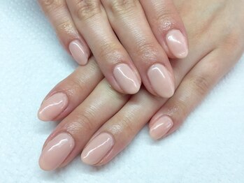 ネイルサロン メイプル(Nail Salon maple)の写真/毎月通いやすい価格設定と高技術が魅力♪丁寧な甘皮ケアで土台を整え美爪へ【駐車場/キッズスペースあり】