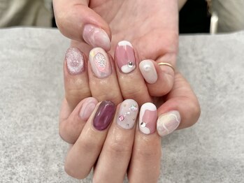 スチャ(s/cha+)/ニュアンスネイル｜持ち込みOK