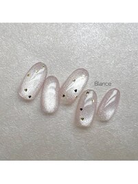 デザインＡ　¥8800　(税込)