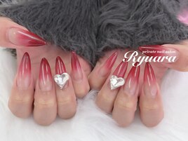 赤グラデーションネイル