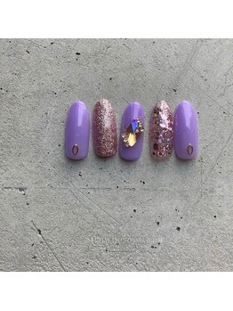 サロンストロベリームーン(Salon Strawberry Moon)/定額ビジューネイル☆¥8980