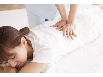 ひだまり鍼灸整骨院/癒しと本格的な技術が融合