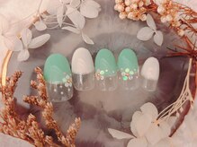 こはるびより/ホロ花ネイル