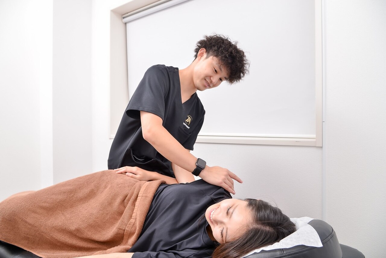 【猫背・姿勢矯正】首肩こり,巻き肩,スマホ首,腰痛改善整体◎\4,980