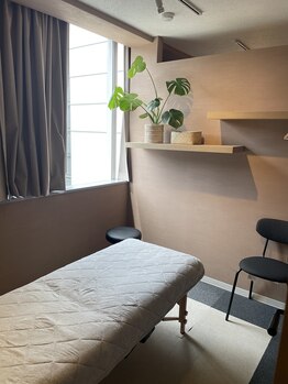 ハルノハナ鍼灸治療院 丸の内院/全部屋個室で女性も安心