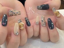 ラニ ネイル(Rani Nail)/日焼けキティ