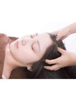 ヘッドスパで癒されたい