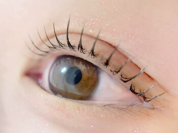 アイモア 吉祥寺店(eye mor.)の写真/自まつ毛に優しい施術で美しいカールが長持ち◆アイシャンプー,アイパックなどケアオプションも充実☆