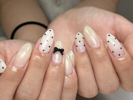 ドット×リボンネイル
