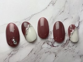 【初回オフ無料】シンプルネイル