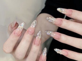 ユリ(yuri)の写真/最旬カラー・パーツを豊富にご用意★《高技術×ハイセンス》で納得の仕上がりに♪持ち込みデザインもOK◎