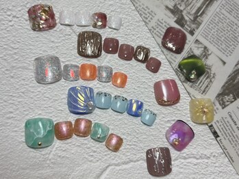 エリーネイル 銀座店(Ellie Nail)の写真/お洒落は足元から♪『フットネイルもお任せ』サンダルを履く機会が多い季節だからこそ、足元からお洒落を☆