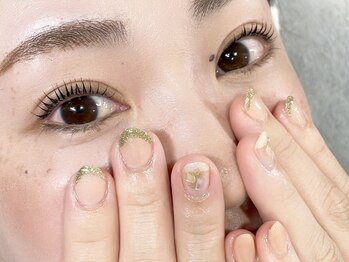 アイカム(Aicome)の写真/ネイルとアイの同時施術で急な週末の予定も安心♪すぐにお出かけできちゃいます◎デザインご相談ください＊