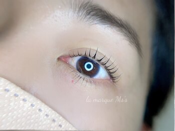 ラ マルク ミスズ(la marque Ms's)/ラッシュリフト