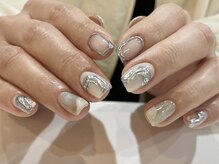 ウィウィ(oui-oui `)/ハンド定額デザイン¥8,800