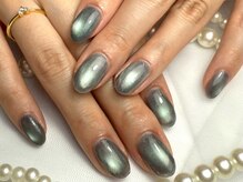 パダアット ヴァラネイル 天神南店(PADA at VALLANAIL)/マグネットネイル/ワンカラー