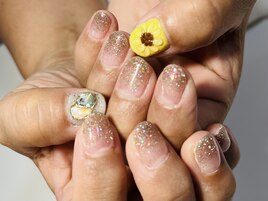 ひまわりネイル