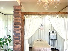 パナケイア(PANAKCEA)の雰囲気（店内は緑でいっぱい癒しの空間で、リラックスできますよ！）