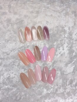 プリンセスアール(Princess R)の写真/大人上品な中にもガーリーさや華やかさを忘れない、春の手元を引き立てるカラーを多数ご用意しております。