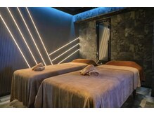 美極 銀座店/広々としたペアルーム