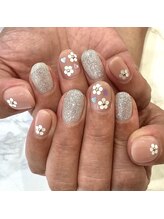 グリーディ(greedy)/フラワーネイル