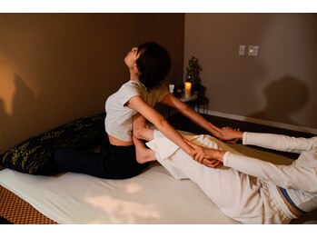 ミドラボ 恵比寿/背中と胸のストレッチ効きます！