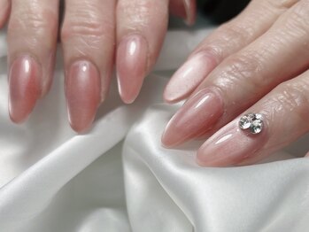 マグネット+Vカットストーン