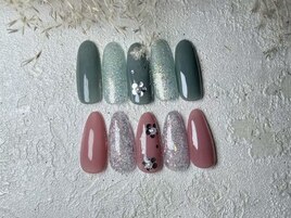 ぷっくりフラワーネイル