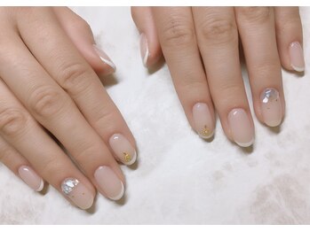 ネイル&アイラッシュ ルミア(Nail & Eyelash LUMIA)/シンプネイル