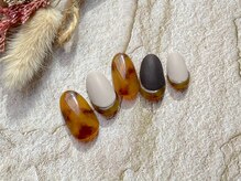 エストリブレ(estLivre)/ぷくぷくべっ甲ネイル