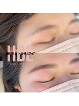 ユヌ(une)/ハリウッドブロウリフト