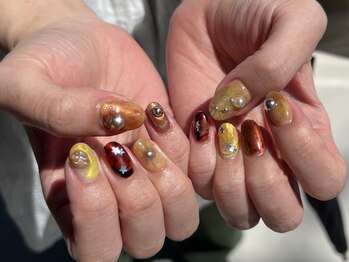 ウブ シェアサロン 名古屋(ubu share salon)の写真/【名古屋駅徒歩5分】ワンカラー,定額,artなどセンスが光るデザインを多数ご用意◇ショートネイルもお任せ◎