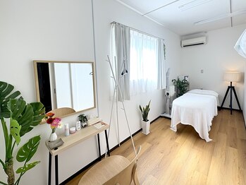 ナナイロサロン ニコリー(NaNairo nicolly)/《エステルーム》