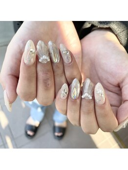 トータルサロン 白べぇーっ プラス/マーメイドネイル