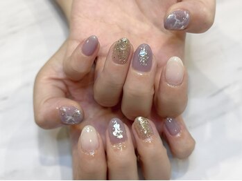 リッチオ(Riccio)/大理石ネイル