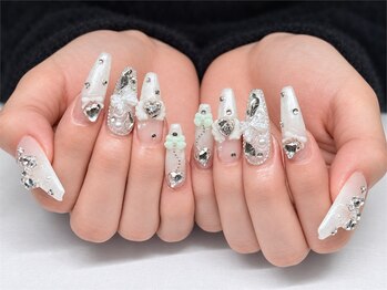 ネイルズイロハ 池袋西口駅前店(NAILS 168)の写真/韓国・ワンホン系の可愛いネイル♪