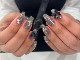 ブラックガーリーネイル