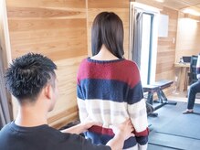 ティーゴート(t-GOAT)/骨盤のゆがみ、姿勢チェック